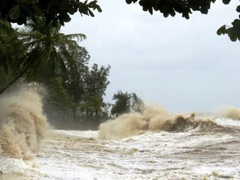 Biển Đông khả năng sắp hứng cơn bão số 3 năm 2022