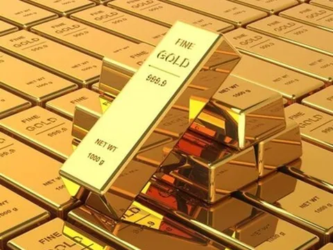 Giá vàng ngày 9/3: Vàng thế giới bất ngờ tăng vọt và vượt qua đỉnh 10 năm